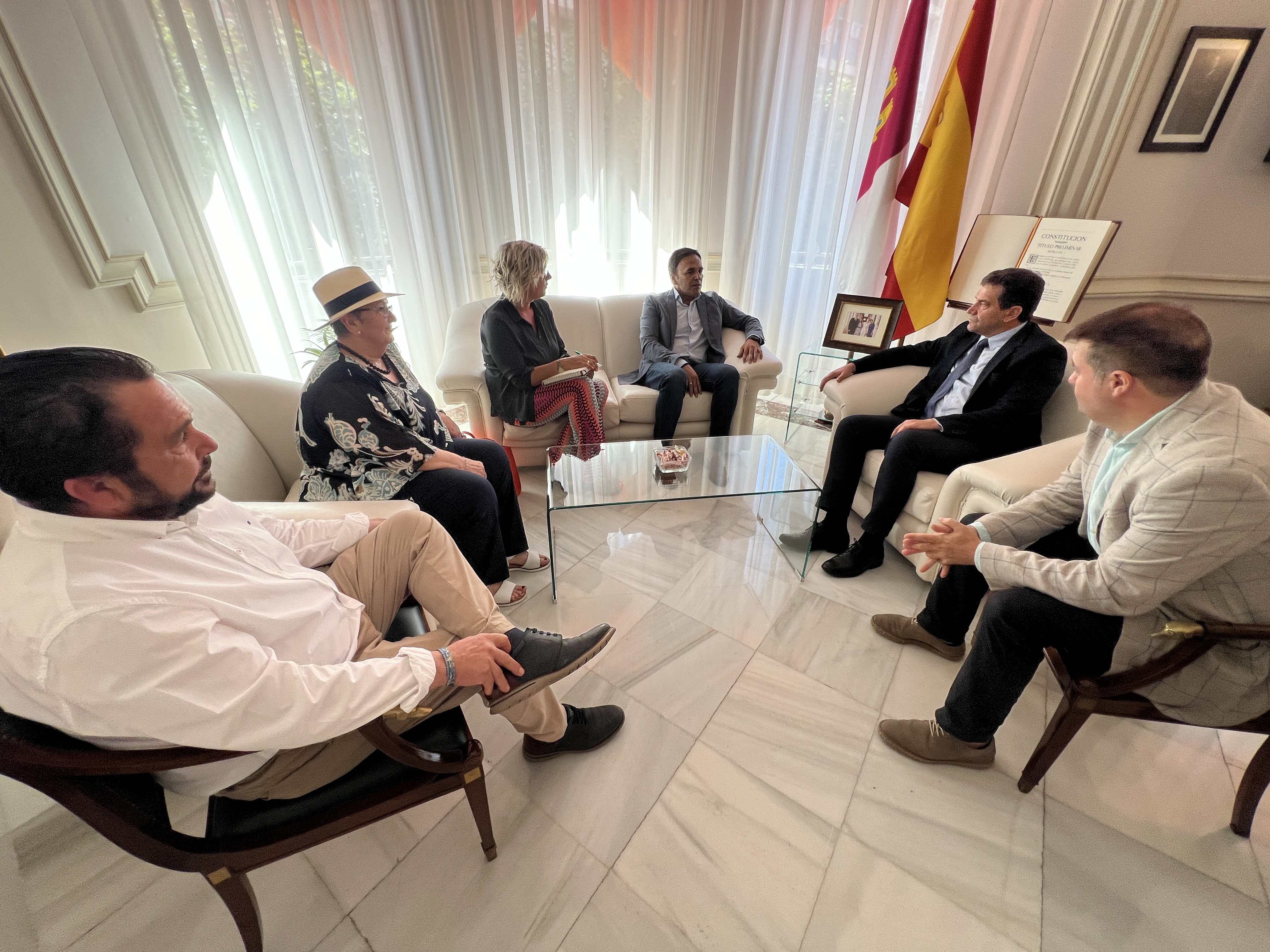 El presidente de la Diputación de Ciudad Real brinda su apoyo al XVI Congreso Nacional de Regantes